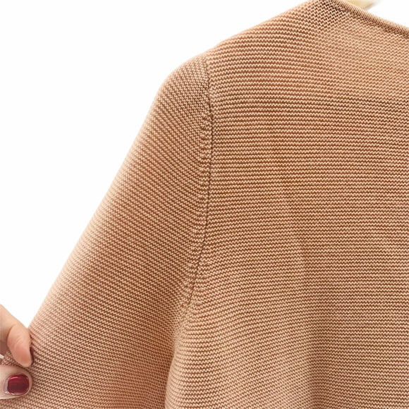 COS A-Line Minimalist 100% Soft Wool Sweater - Picture 2 of 8